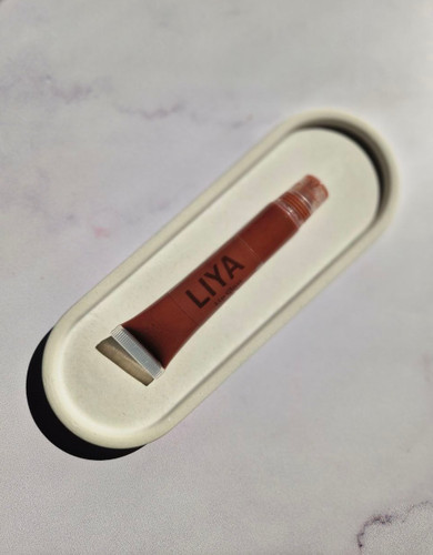 لیپ گلاس Bronze لیا