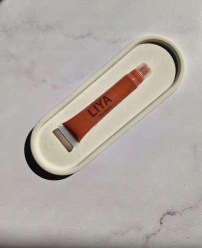 لیپ گلاس Peach لیا